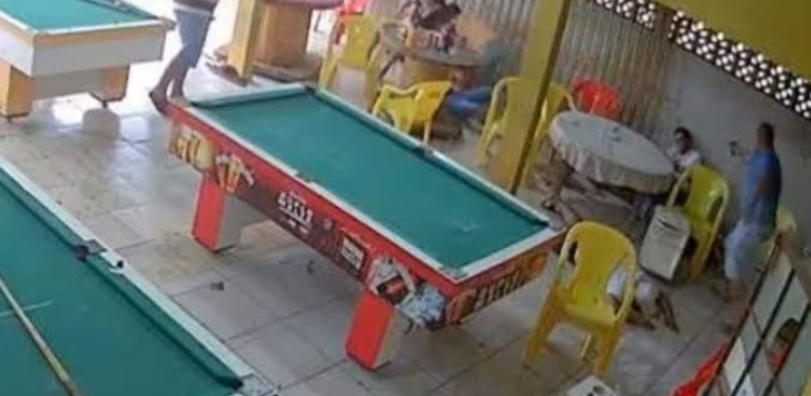 Dupla mata sete pessoas após perder R$ 4 mil em aposta em jogo de sinuca