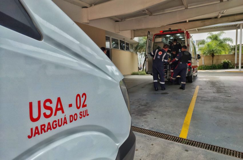  Motociclista sofre amputação de perna em acidente na BR-280