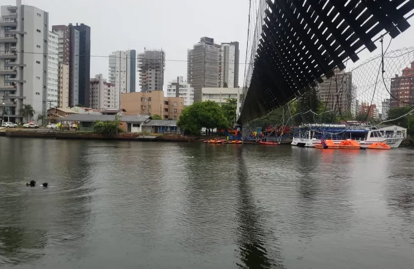  Queda de ponte pênsil entre SC e RS é investigada pela polícia catarinense