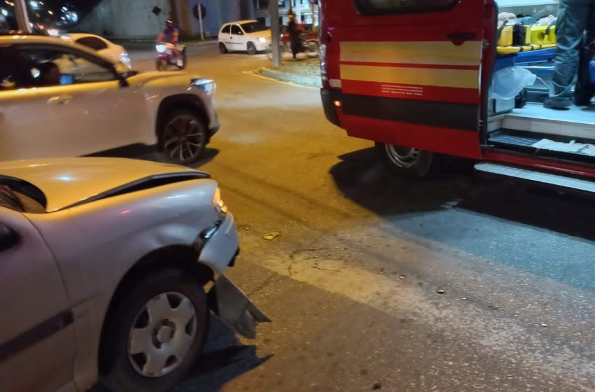  Acidente no bairro Cruzeiro deixa dois feridos