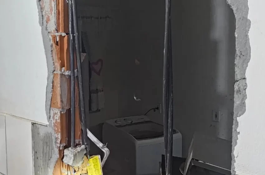  Apartamento sofre explosão e causa estragos