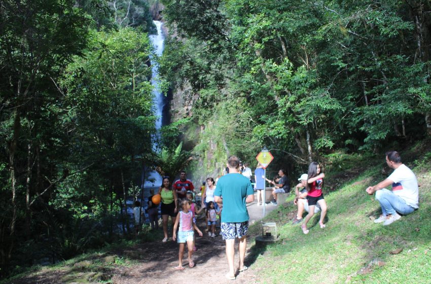  COMO UM DIA DE DOMINGO: Assim foi o sábado
