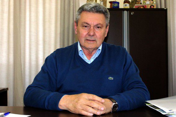  Câmara de Lages aprova em 1º turno proposta para suspender o salário de prefeito afastado