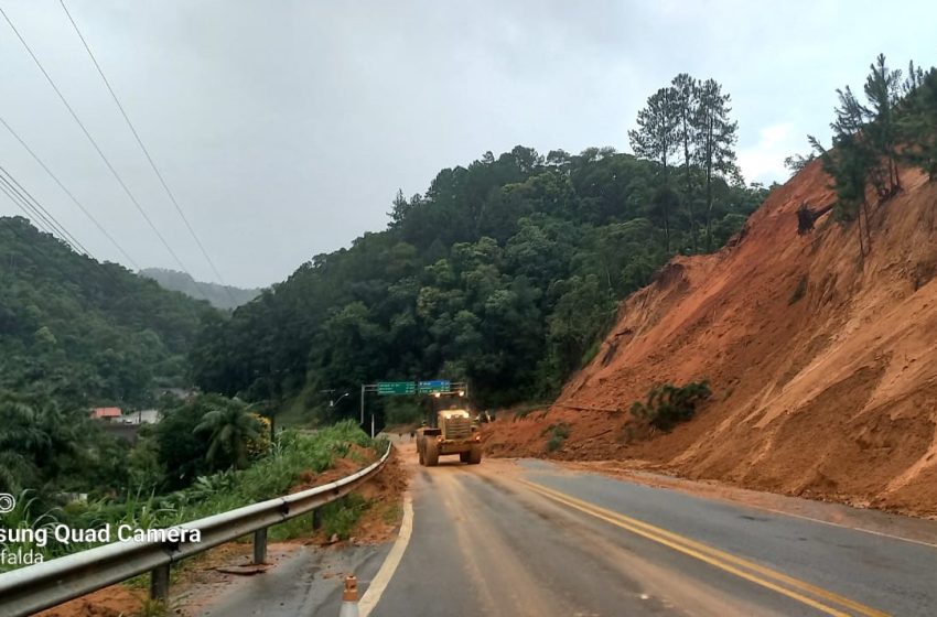  BR-280: Mais um deslizamento no Km-84