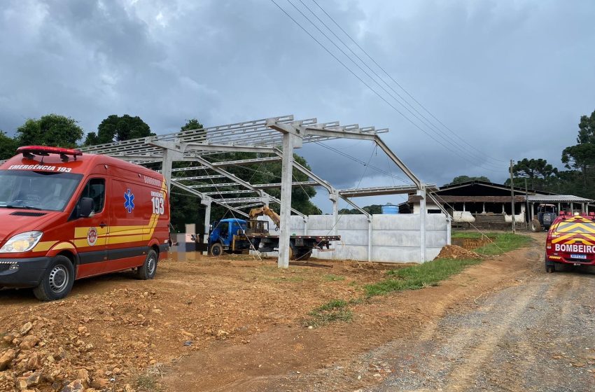  Jovem de 24 anos cai de uma altura de 4 metros
