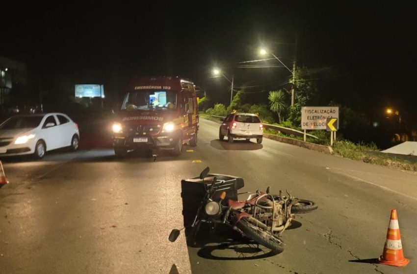  Motociclista é encaminhado ao hospital com ferimentos