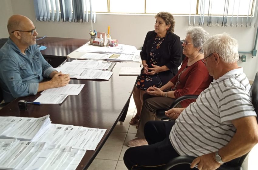  POLÍTICA: Ovelha…Transmissão…Boi Ralado…Peti