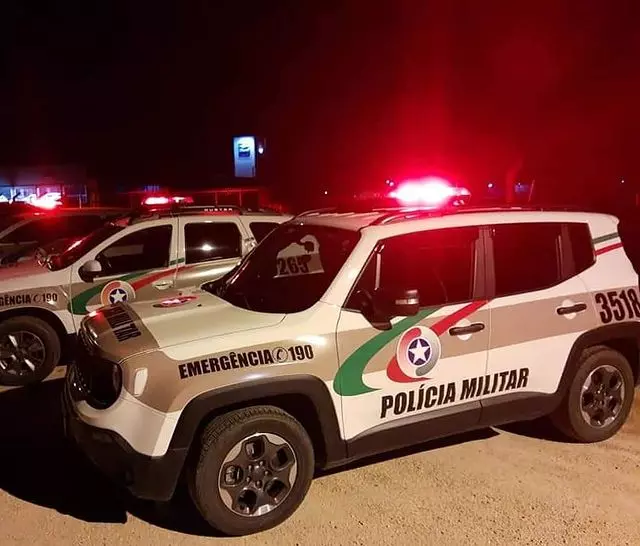  Casal é assassinado dentro de casa