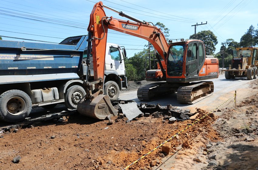  RUA DAS NEVES: Sistema em “pare/siga”