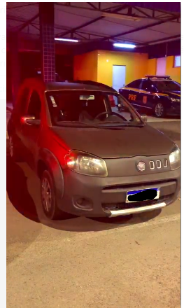  Carro furtado em Florianópolis é recuperado na BR-280 em Rio Negrinho
