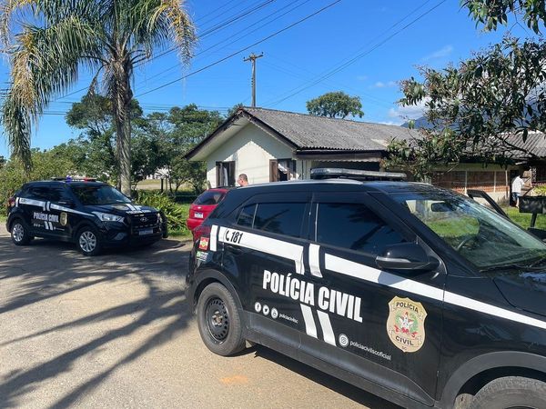  ESTUPRO DE VULNERÁVEL: Adolescente teria sido estuprada dentro da própria casa