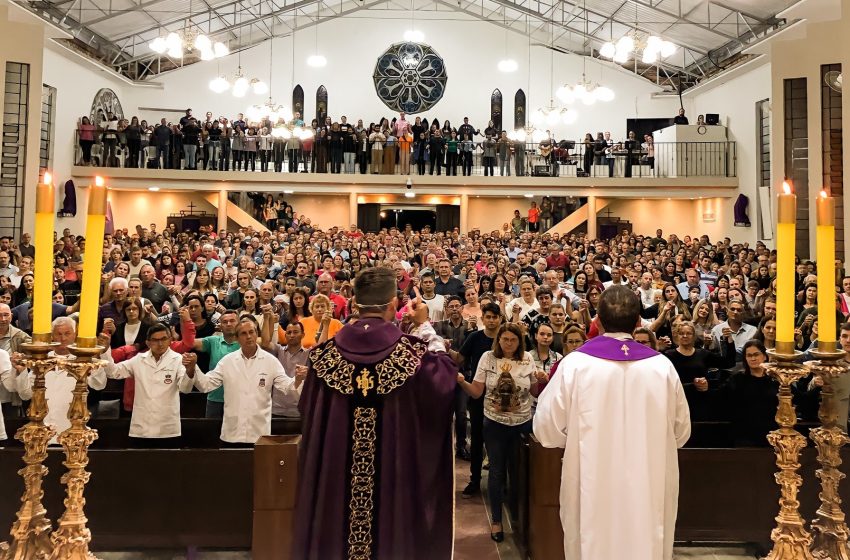  Celebrações com Igreja Lotada em Oxford
