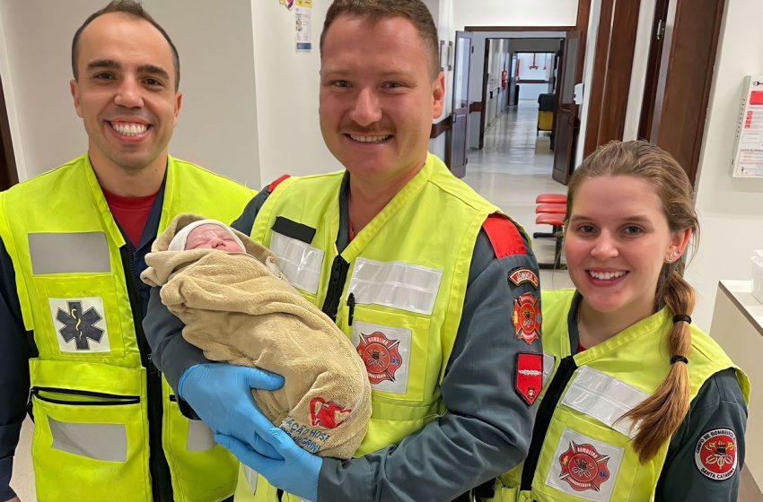  EMOCIONANTE: Mais um bebê nasceu com ajuda dos Bombeiros