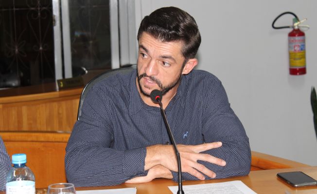  POLÍTICA EXTRA: Jogo de empurra…Berger…pesquisa