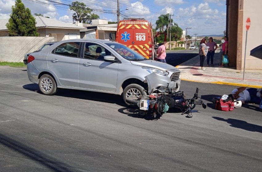  Motociclista é levada com fratura exposta para o hospital