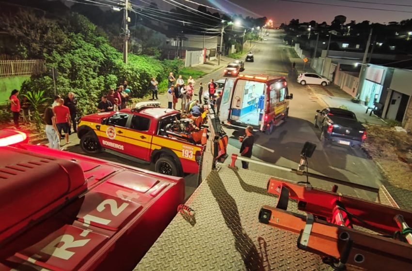 Jovem de 21 anos é conduzida ao Hospital com suspeita de fratura