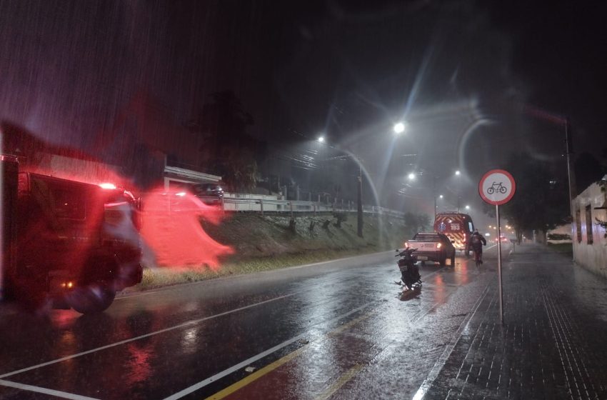  Mulher é encaminhada ao hospital com suspeita de fratura
