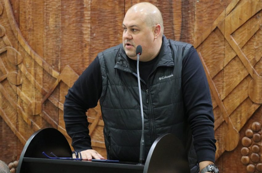  Vereador Chicão solta o verbo na palavra livre do Legislativo