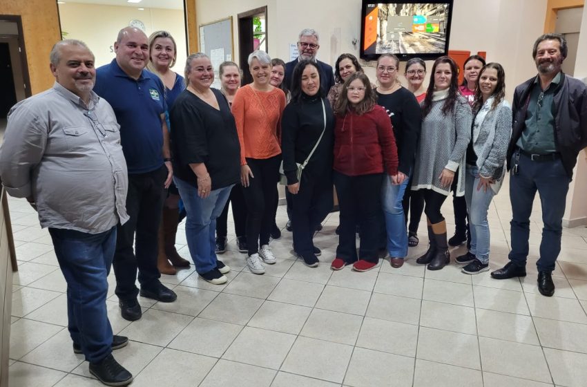  Vereadores aprovam 7% de aumento às atendentes