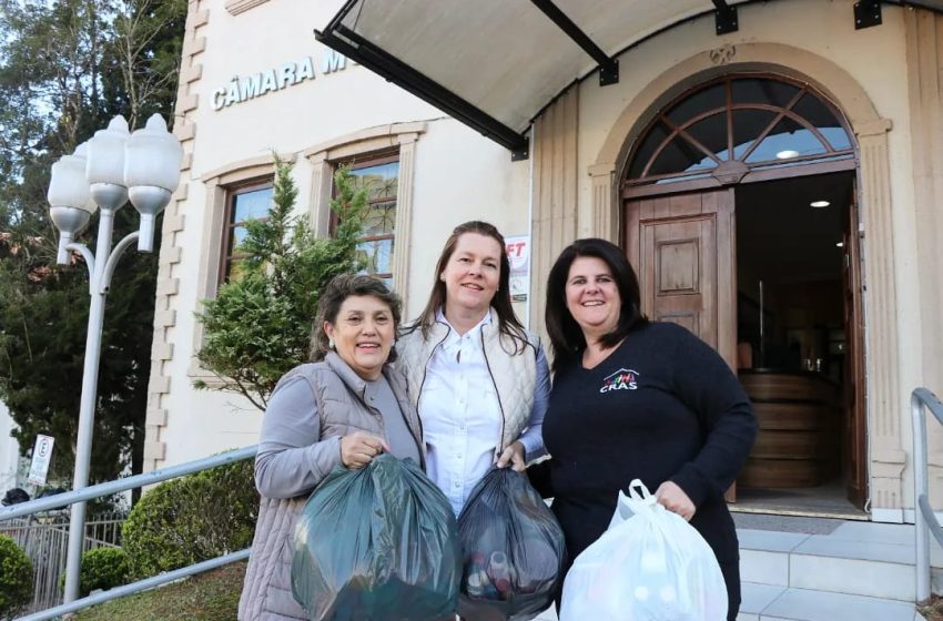  Câmara de Vereadores é ponto de coleta do Projeto “Tampinhas da Theodora”