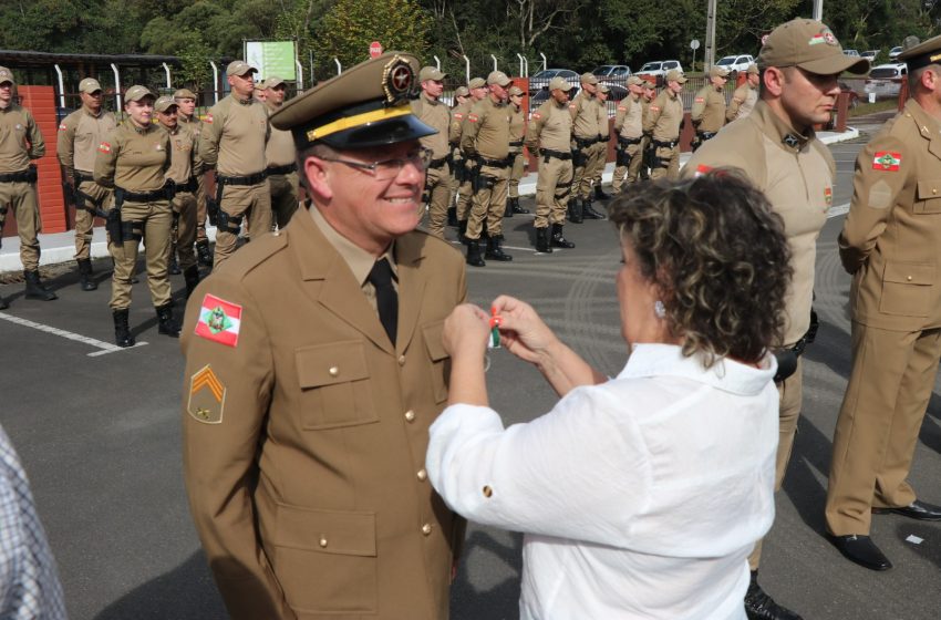 Presidente do Legislativo presente na solenidade de aniversário da PMSC