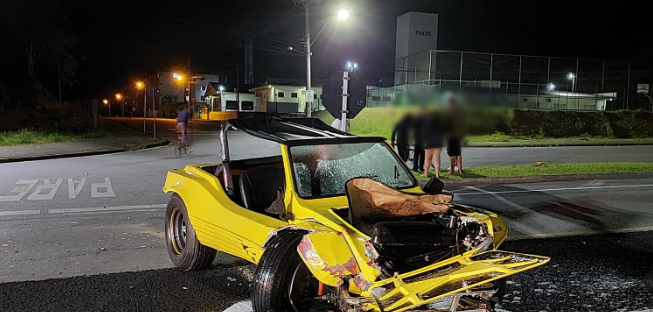  Colisão frontal na BR-280; idoso é conduzido ao hospital