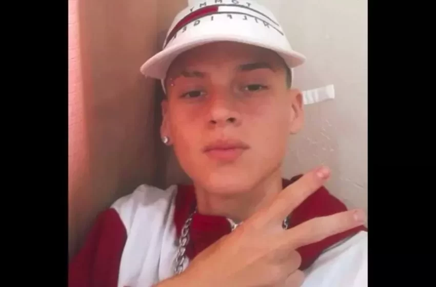 Adolescente de Rio Negrinho morto a tiros em Joinville foi sepultado nesta quinta-feira