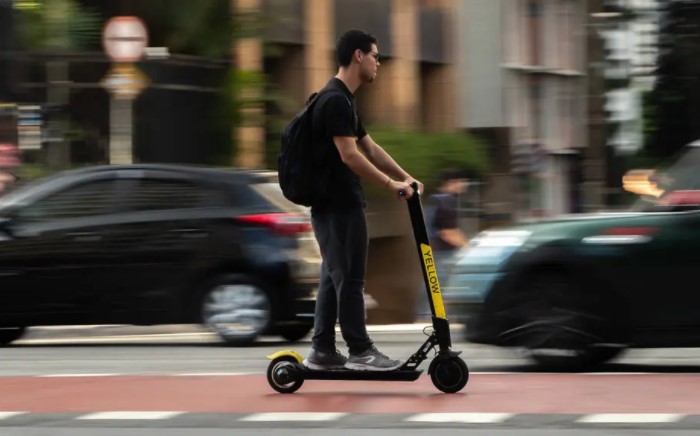  Lei de trânsito que muda regras para patinetes, bikes e motos elétricas entra em vigor dia 1º de julho