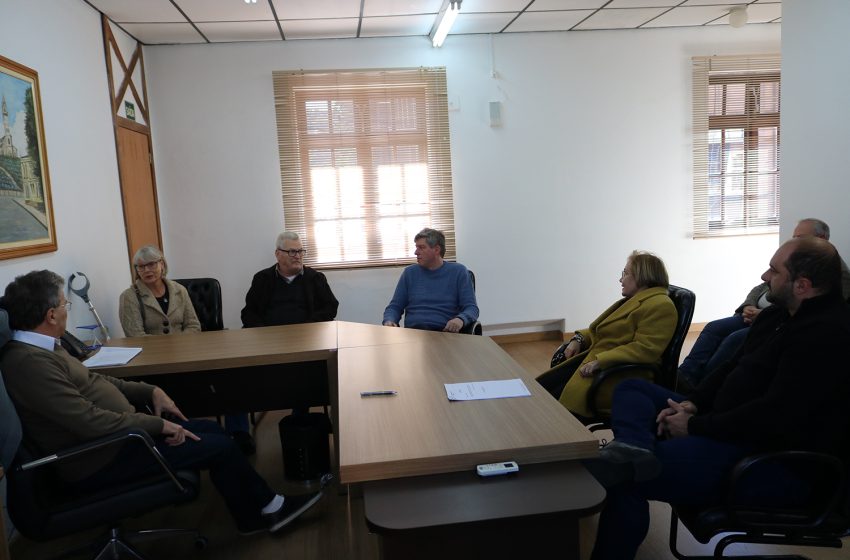  Prefeito sanciona projeto “Mãos Estendidas”