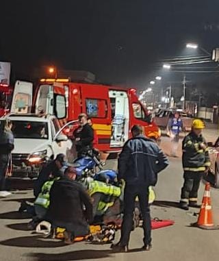  Acidente entre carro e moto deixa um ferido