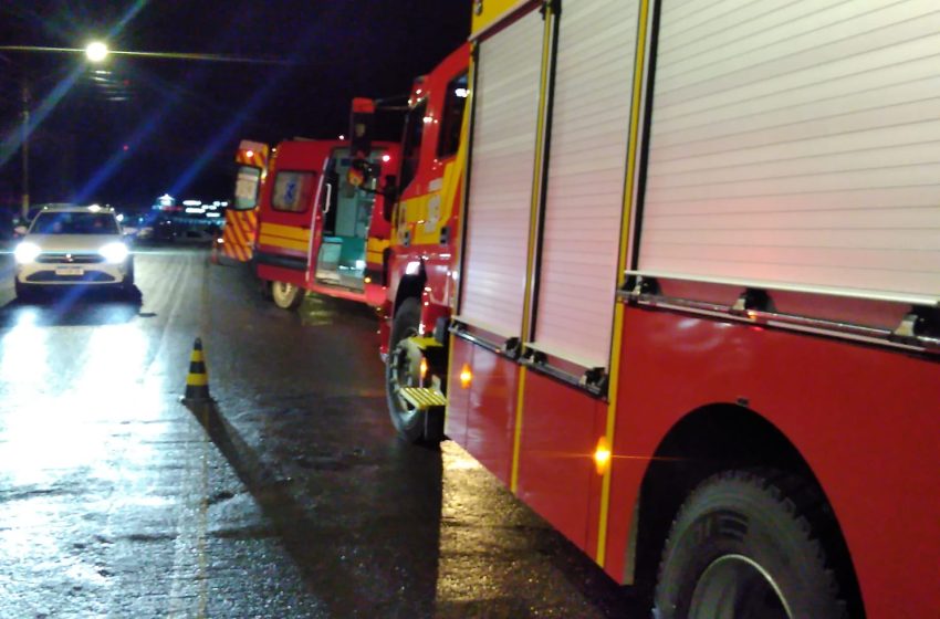  Duas pessoas são conduzidas ao Hospital após acidente