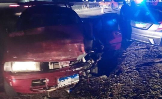  Idoso desmaia dirigindo causa acidente e morre