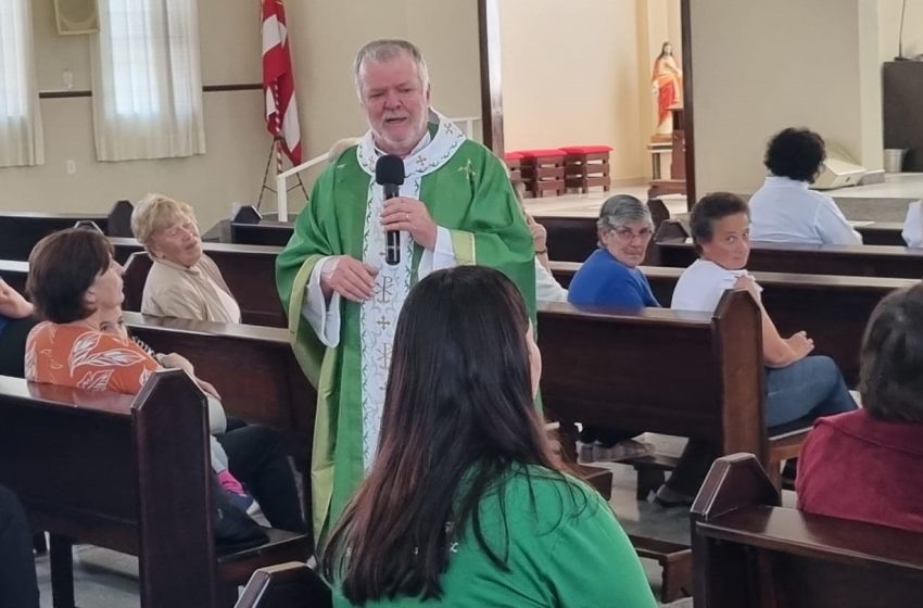  Celebração oficializa posse de Padre Humberto