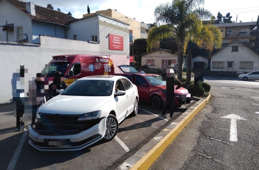 Acidente no Centro na tarde deste sábado