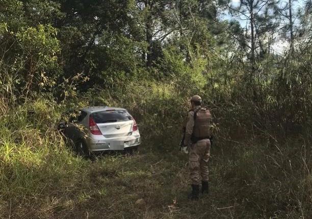  Carro furtado em Jaraguá do Sul é recuperado em Corupá