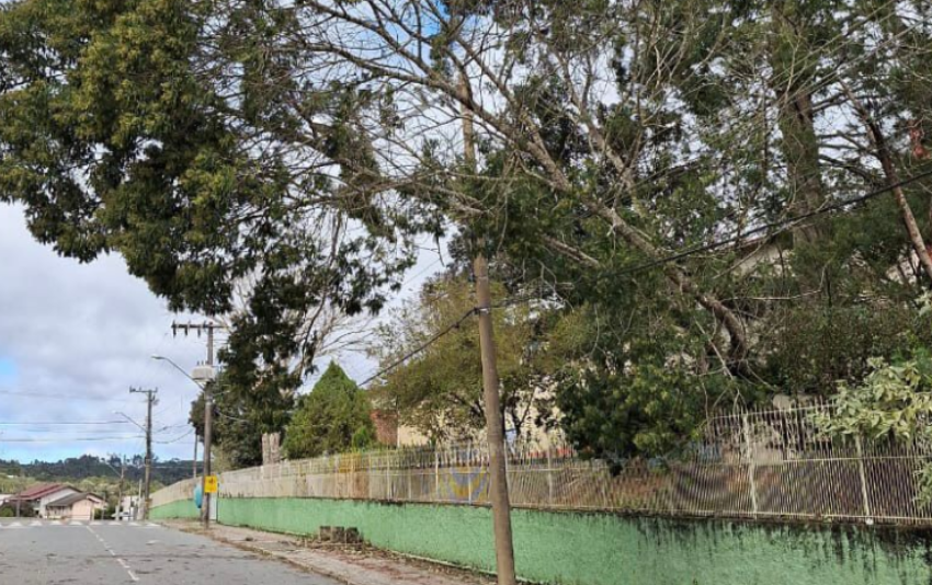  COMUNICADO CELESC: mais de 8 mil residências sem energia na região