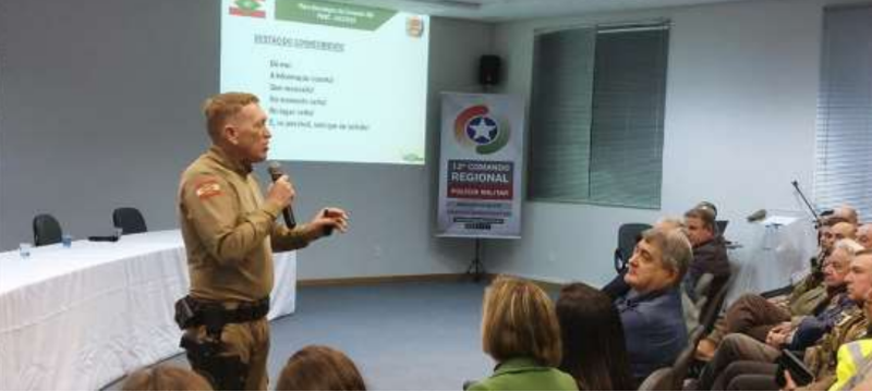  Comandante-Geral da PMSC palestra no Centro Empresarial em Jaraguá do Sul