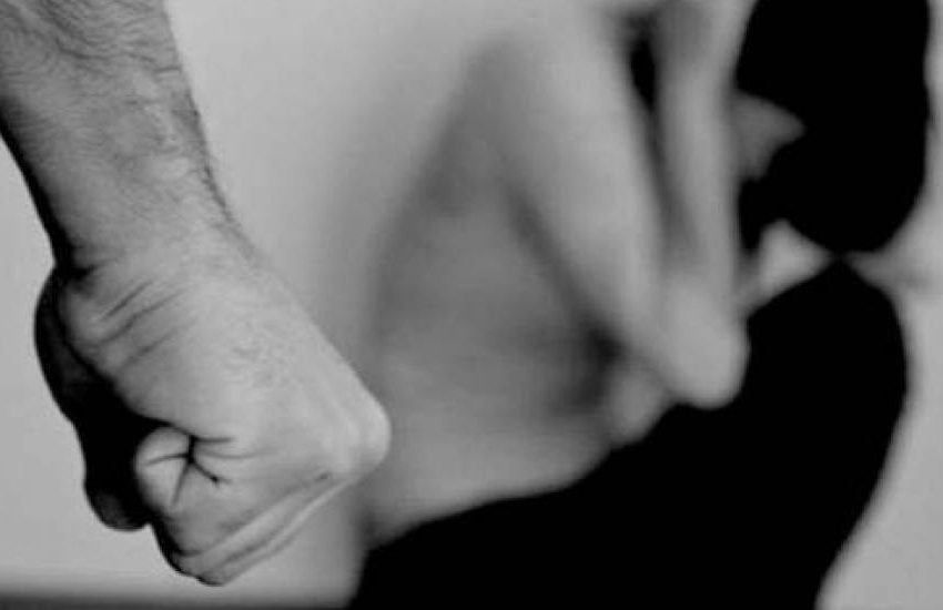  Marido é preso após bater na esposa