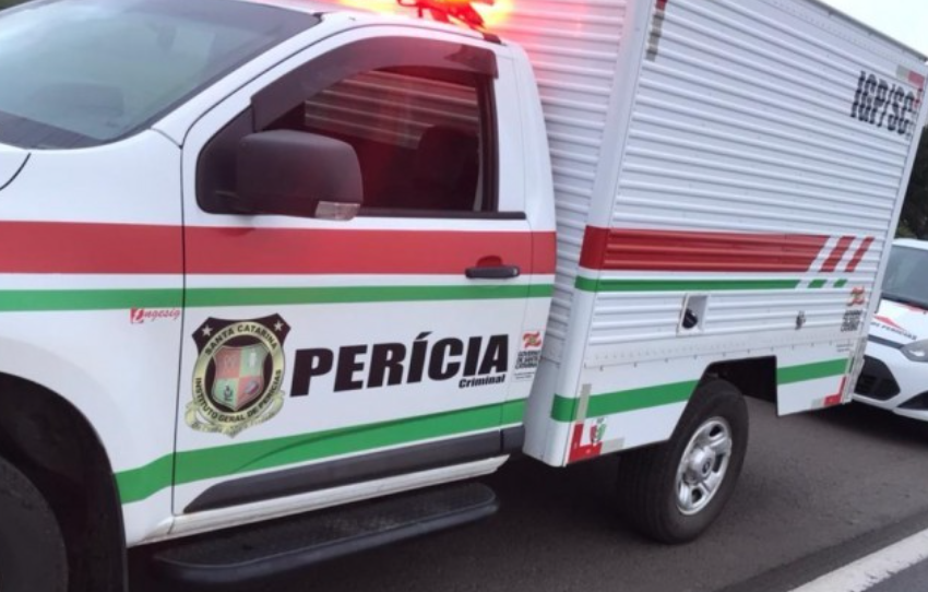  Homem é encontrado morto com as mãos amarradas