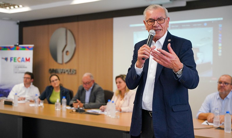  Dreveck se pronunciou em reunião da Fecam