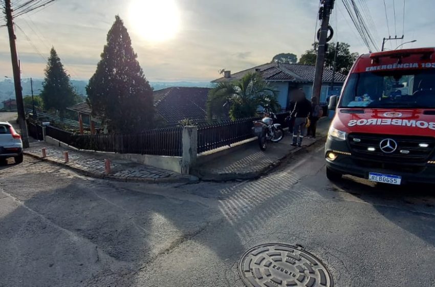  Acidente no Bairro 25 de julho deixa uma pessoa ferida