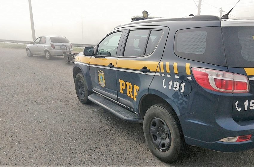  Dois automóveis furtados são recuperados em menos de 12 horas