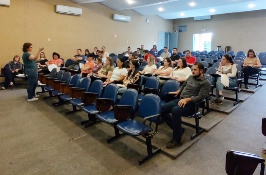  NOVA LEI DE LICITAÇÕES: Servidores de Campo Alegre recebem capacitação