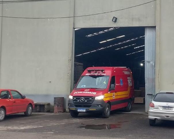  Acidente de trabalho deixa um ferido na manhã deste sábado