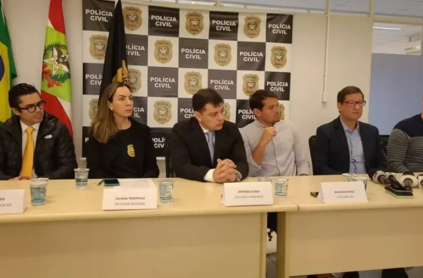 Delegado explica prisão de professor pedófilo em Santa Catarina