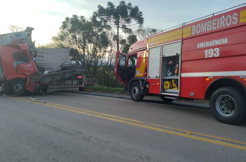  Duas pessoas morrem em acidente na BR 116