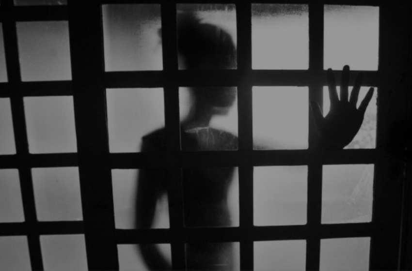  Gravidez de adolescente de 14 anos revela estupros de tio