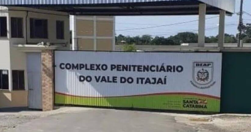  Seis detentos fogem da penitenciária de Itajaí