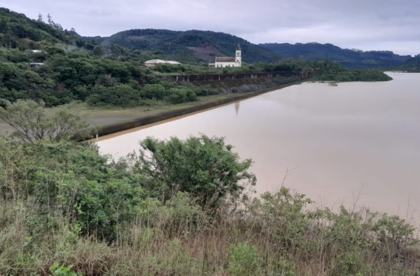  Possibilidade de Vertimento da Barragem Norte em José Boiteux