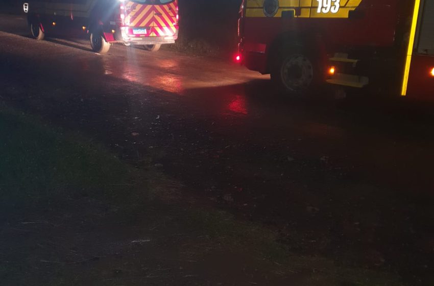 Homem é conduzido ao hospital após queda de moto